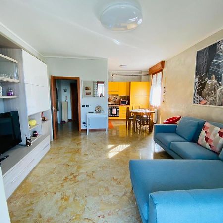 Myhouse Apartment Sulzano Exterior foto